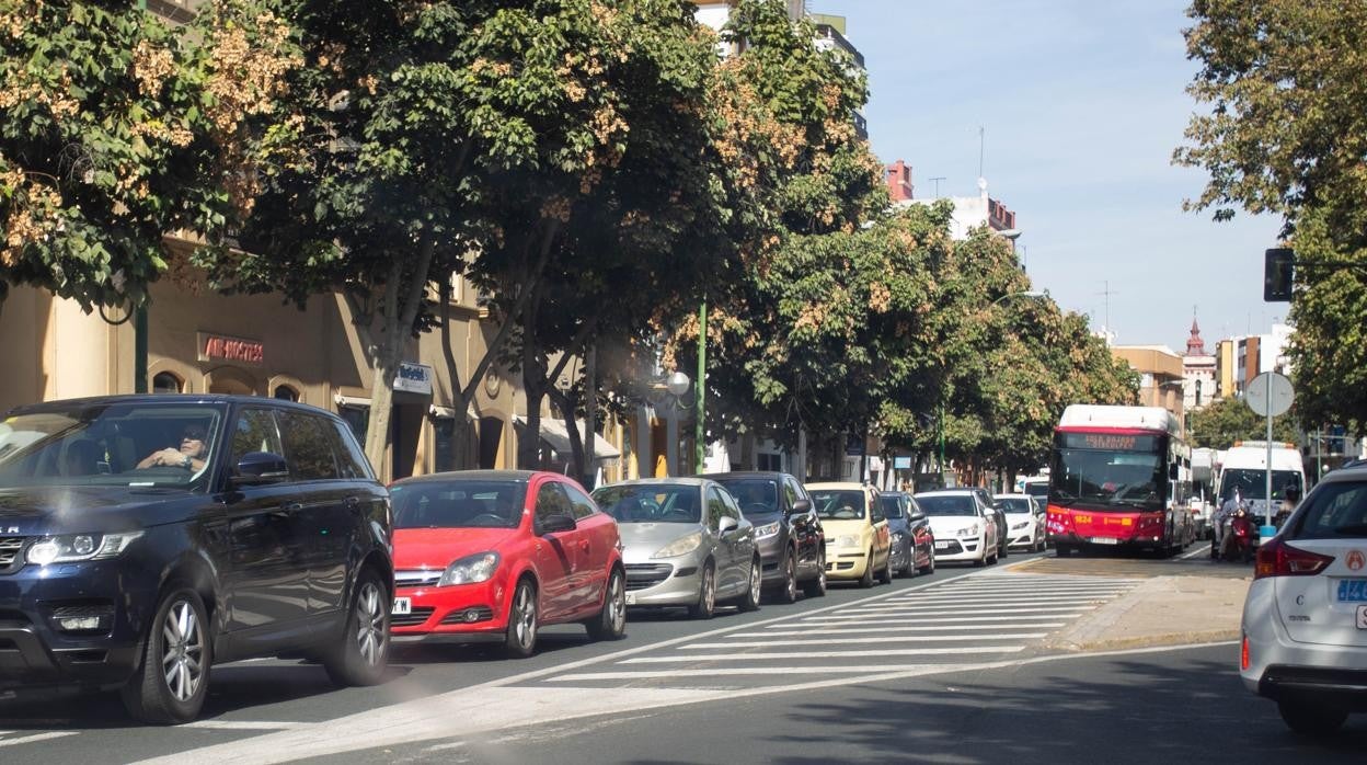 Trafico por las calles de Sevilla