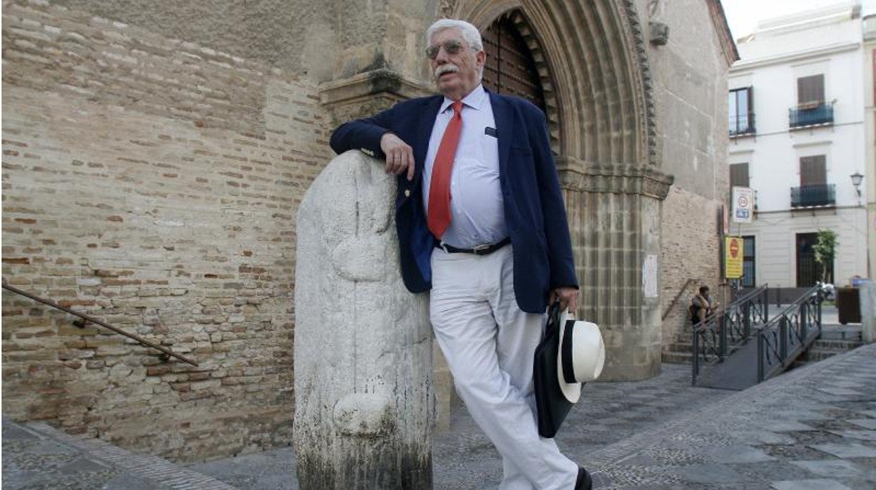 El arquitecto sevillano Eduardo Martínez de Zúñiga