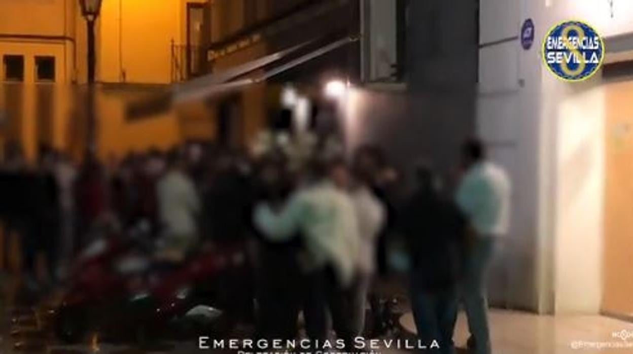 Mucho público en la calle durante la pasada madrugada