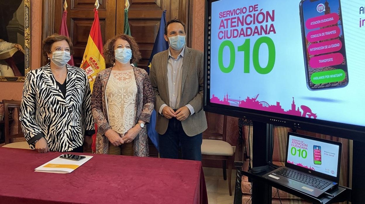 Adela Castaño, durante la presentación de las mejoras en la atención presencial y telefónica al ciudadano