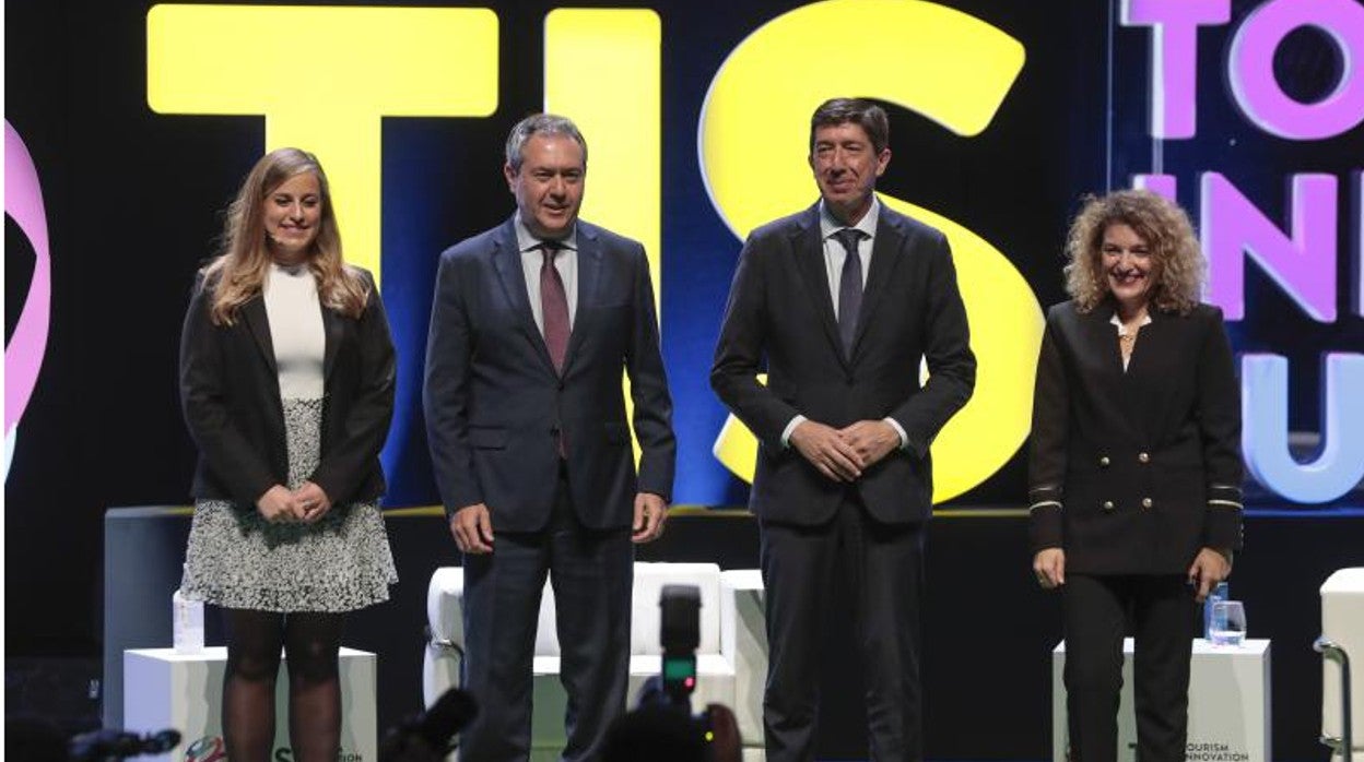 Silvia Avilés, Juan Espadas, Juan Marín y Maribel Rodríguez