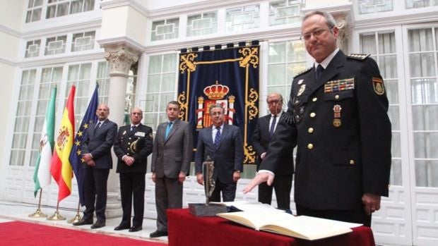 Interior nombra como jefe superior de Policía a Andrés Garrido, antiguo comisario provincial de Sevilla