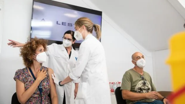 Los hospitales de Sevilla mantienen a raya el Covid con 41 ingresados, los mismos que hace siete días
