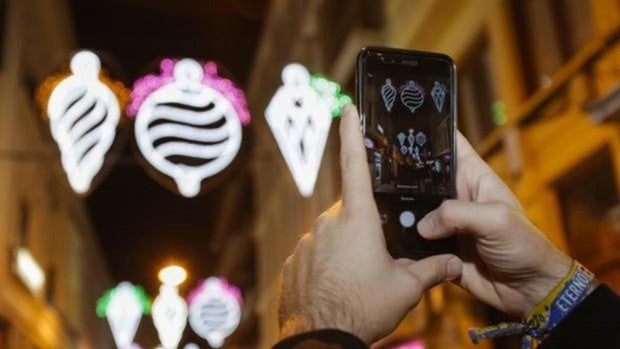 #RetoLucesABC: Sal a la calle y captura la luz de la Navidad sevillana para nuestro concurso en Instagram