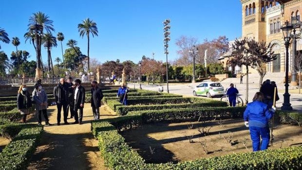 El Parque María Luisa gana 128 empleados más para su conservación y mantenimiento