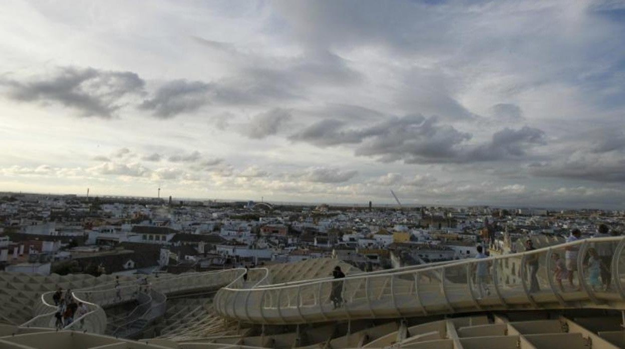 Día nublado en Sevilla