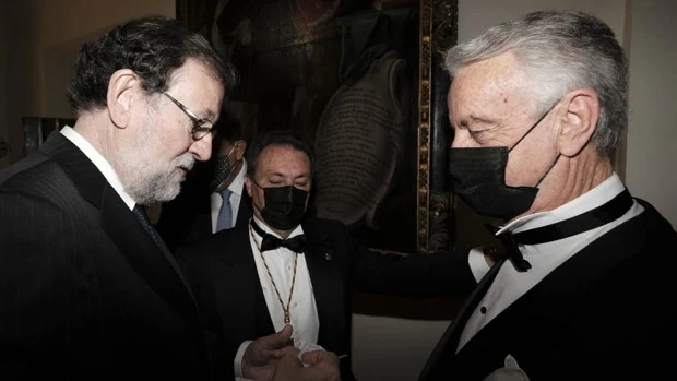 Mariano Rajoy asiste en Sevilla al nombramiento del doctor Trujillo como académico de Medicina