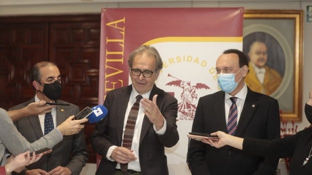 Subirats se compromete a respetar la «autonomía de las universidades»