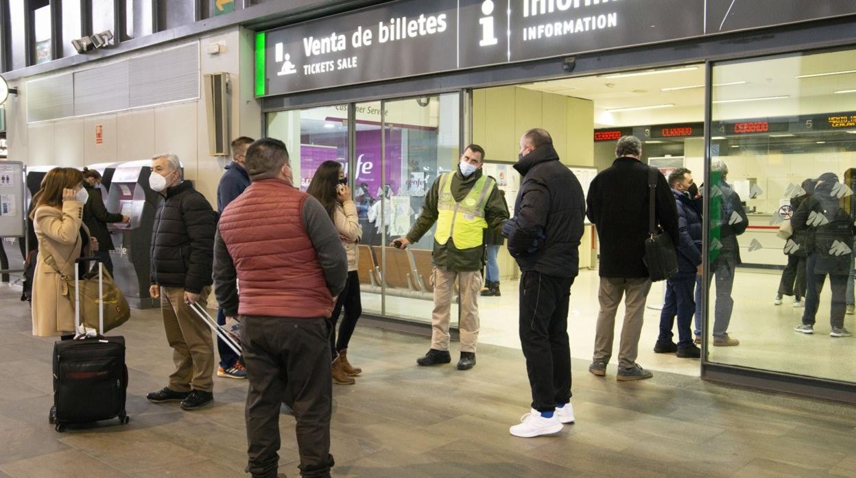 Jornada de huelga en Renfe para este martes 8 de marzo convocada por la CGT