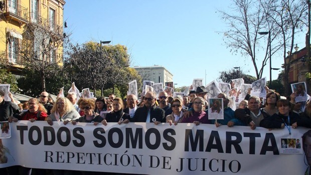 La familia de Marta del Castillo contra el último auto judicial: «El Estado de Derecho no nos ha dado amparo»