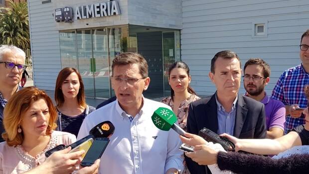 Caso Marismas: El socialista Sánchez Teruel va dos horas antes al juzgado para eludir el paseíllo