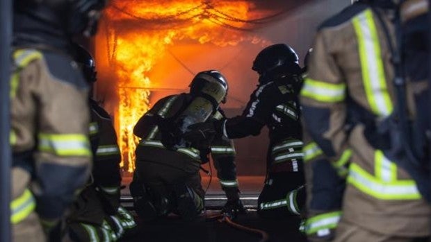 El Ayuntamiento de Sevilla convoca 45 plazas de bomberos