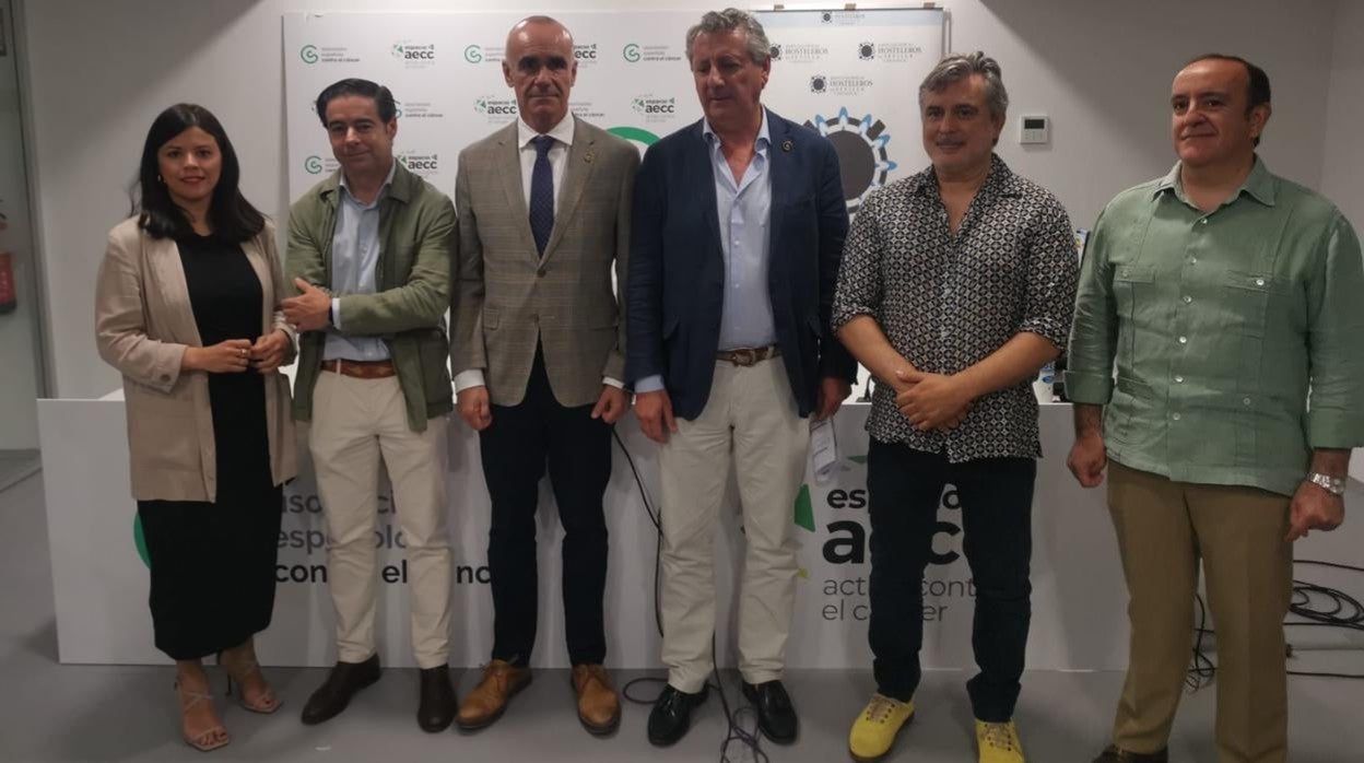 El alcalde, Antonio Muñoz, ha acucido a la presentación de la cena