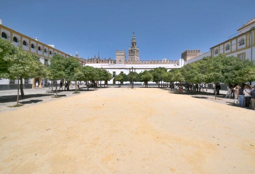 La cripta del Patio de Banderas quedó oculta pero nunca se repuso la fuente ornamental en la plaza