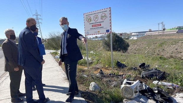 Lipasam prioriza combatir los bulos a mantener limpias las calles de Sevilla