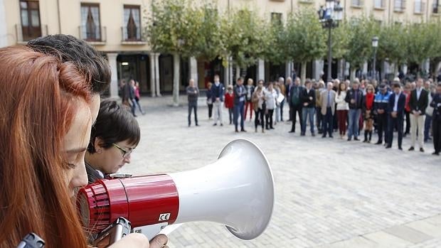 ¿Querrías saber con un SMS si tu agresor está cerca?