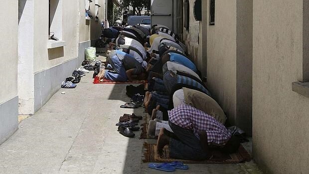 Reino Unido adelantará algunos exámenes para no perjudicar a los musulmanes en Ramadán