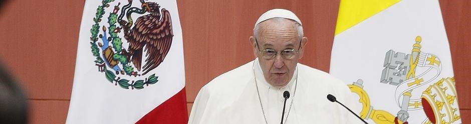 El Papa durante su discurso de bienvenida en el Palacio Nacional de México