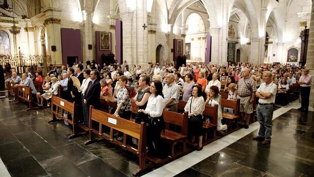 Hasta septiembre las parroquias, delegaciones y otros servicios pastorales deberán entregar la deocumentación d elos solicitantes del certificado al obispado