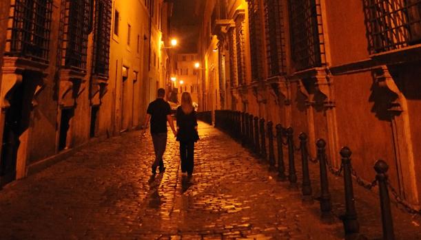 Sampietrini de las calles de Roma. La mayoría de españoles escogería una capital europea como la italiana como destino predilecto de sus vacaciones