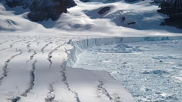 El bloque de hielo «Larsen C» amenazado por una brecha de 130 kilómetros de longitud