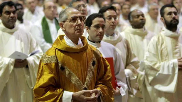 Foto de archivo de enero de 2008 del Padre Adolfo Nicolás, que presentó su renuncia como superior general de la Congregación por motivos de salud, a sus 80 años de edad