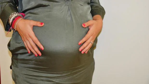 El embarazo previene el cáncer de mama si ocurre en edades tempranas