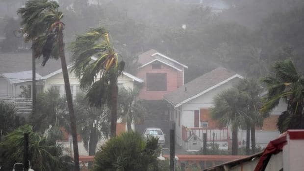 El huracán Matthew a su paso por DAytona Beach, Florida
