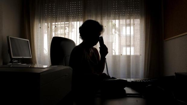 El Teléfono de la Esperanza ha atendido cinco millones de llamadas en estos 45 años