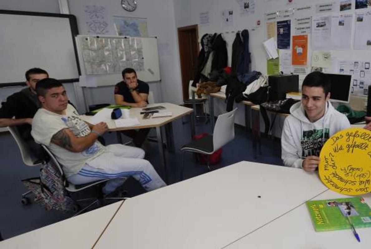 Un grupo de alumnos aprenden alemán en el Instituto Goethe