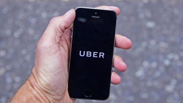 Un francés exige 45 millones de euros a Uber por haber provocado su divorcio