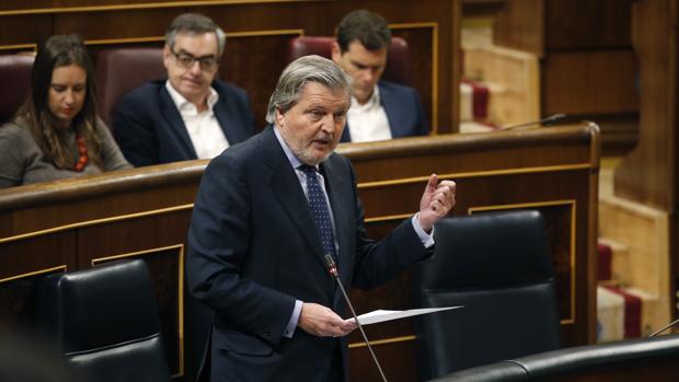 El ministro de Educación, Íñigo Méndez de Vigo, hoy ,en el Congreso de los Diputados