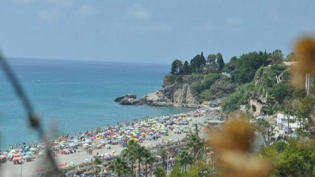 Prisión para un joven por violar a una mujer en la playa de Burriana (Málaga) a plena luz del día