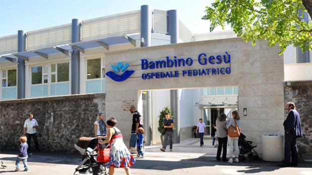 El Vaticano rechaza excluir a los periodistas en el proceso al ex presidente del hospital pediátrico «Bambino Gesù»