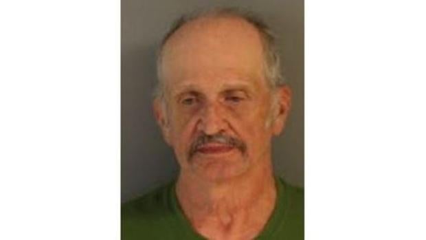 Identifican a un violador 16 años después porque se dejó la dentadura postiza en el lugar del crimen