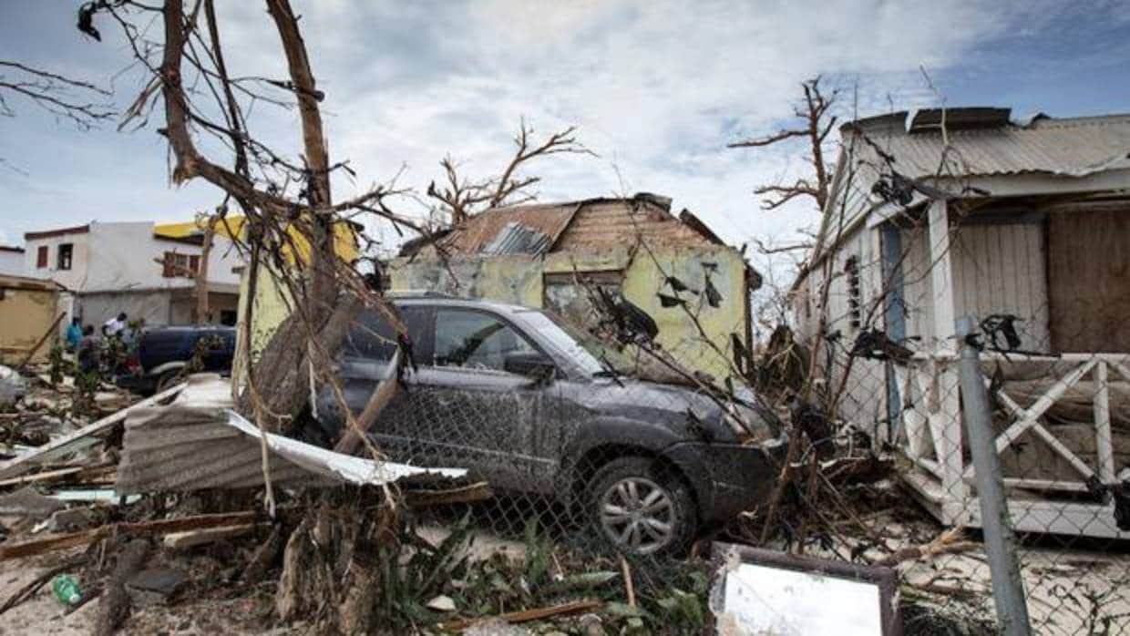 Destrucción en la isla caribeña de San Martín después del paso del huracán Irma