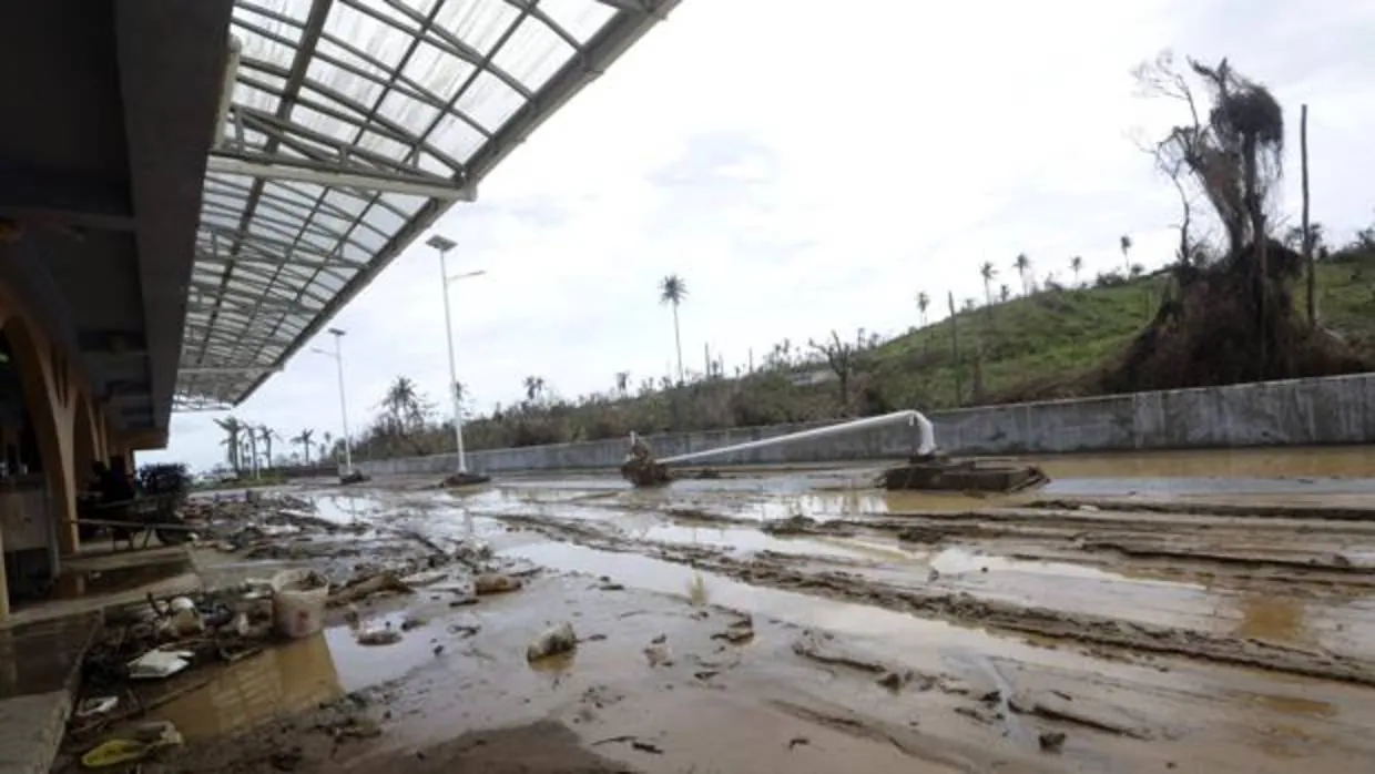 El aeropuerto de Melville Hall, tras la devastación en la isla de Dominica a consecuencia del Huracán María
