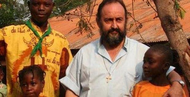 El «ángel» que salva miles de vidas en el infierno de Centroáfrica