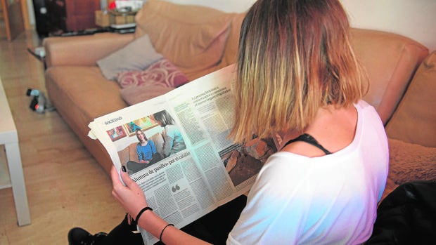 «Por el catalán tuve que separarme de mi familia y aparcar mi sueño de ser bióloga»