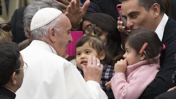 El Papa elogia «el esfuerzo de Bangladés por socorrer a los refugiados rohingya llegados en masa»