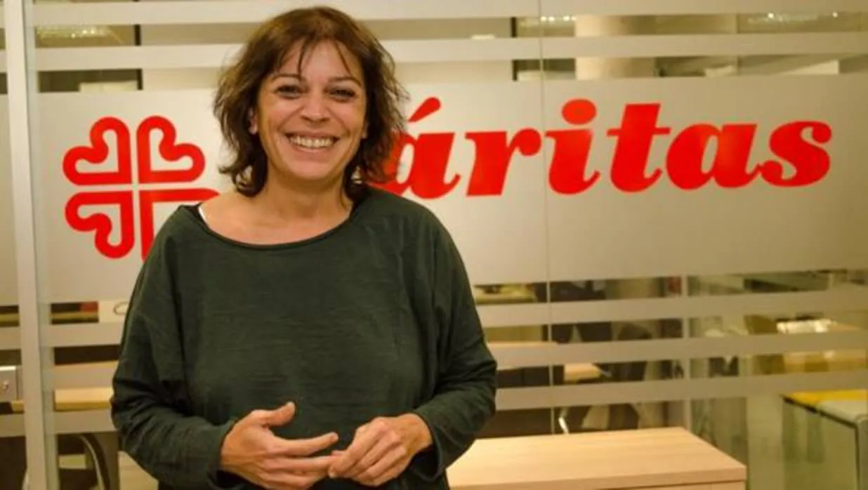 La directora de Cáritas Grecia, María Alverti, en un momento de la entrevista con ABC