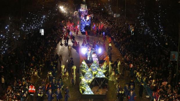 Un frente frío llegará el viernes a la Península y los Reyes traerán lluvia, viento, nieve y frío