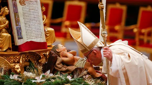Papa Francisco: «¿Por qué solo los Magos ven la estrella?»