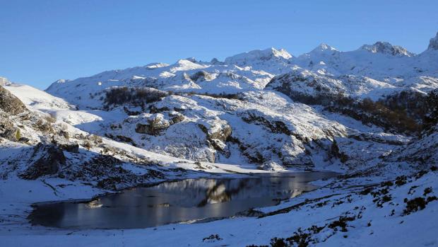Riesgo «notable» de aludes en Picos de Europa este fin de semana