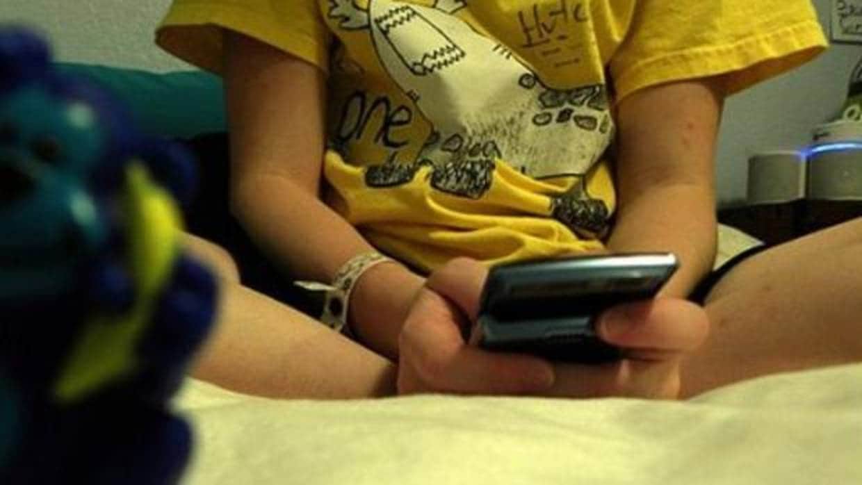 Tres de cada diez jóvenes de entre 11 y 16 años reconocen haber practicado «sexting»
