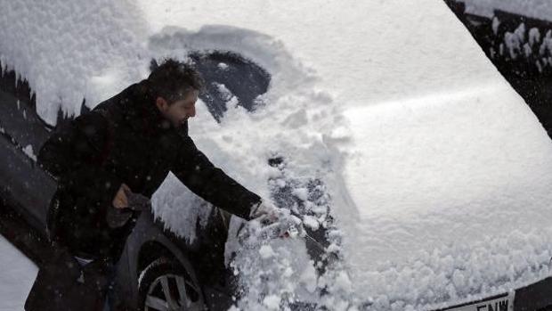 Pamplona, colapsada por la nieve