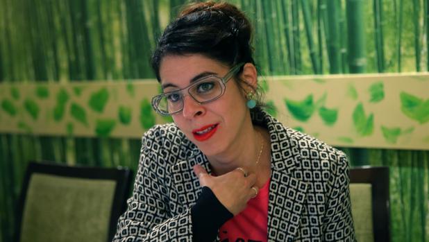 Orna Donath: «Si una mujer no quiere ser madre la llaman loca, eso no es libertad»