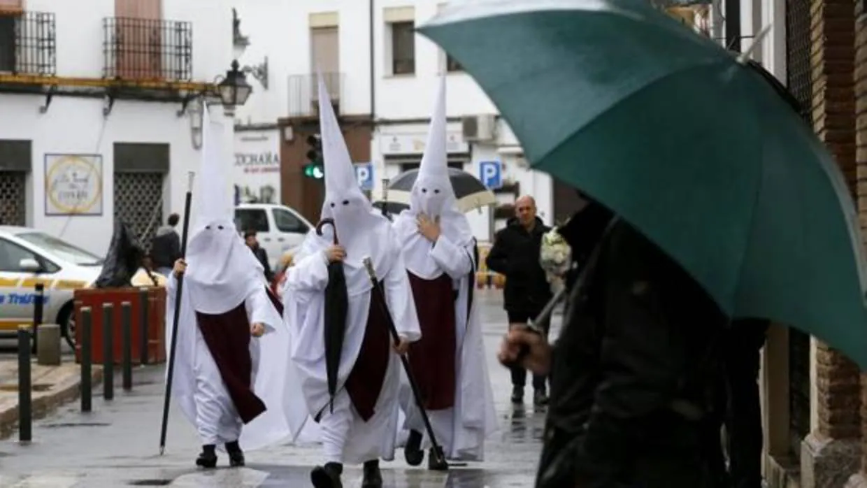La procesión de La Borriquita en Córdoba tuvo que ser suspendida por la lluvia