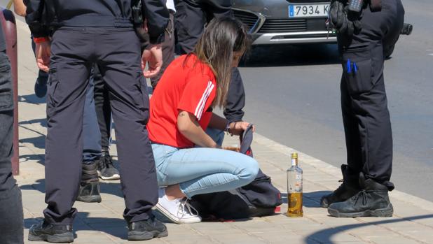 Proyecto Hombre alerta: «Tomar alcohol en el trabajo  es cada día más normal»