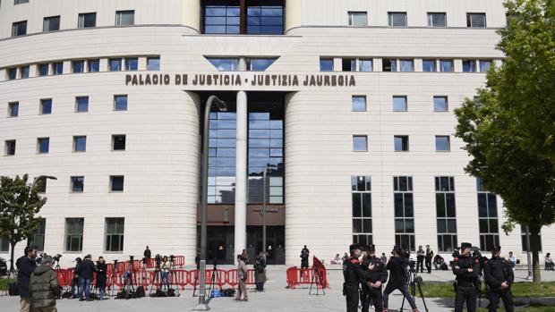El TSJ de Navarra estaba haciendo seguimiento del tribunal de «La Manada» desde abril de 2017